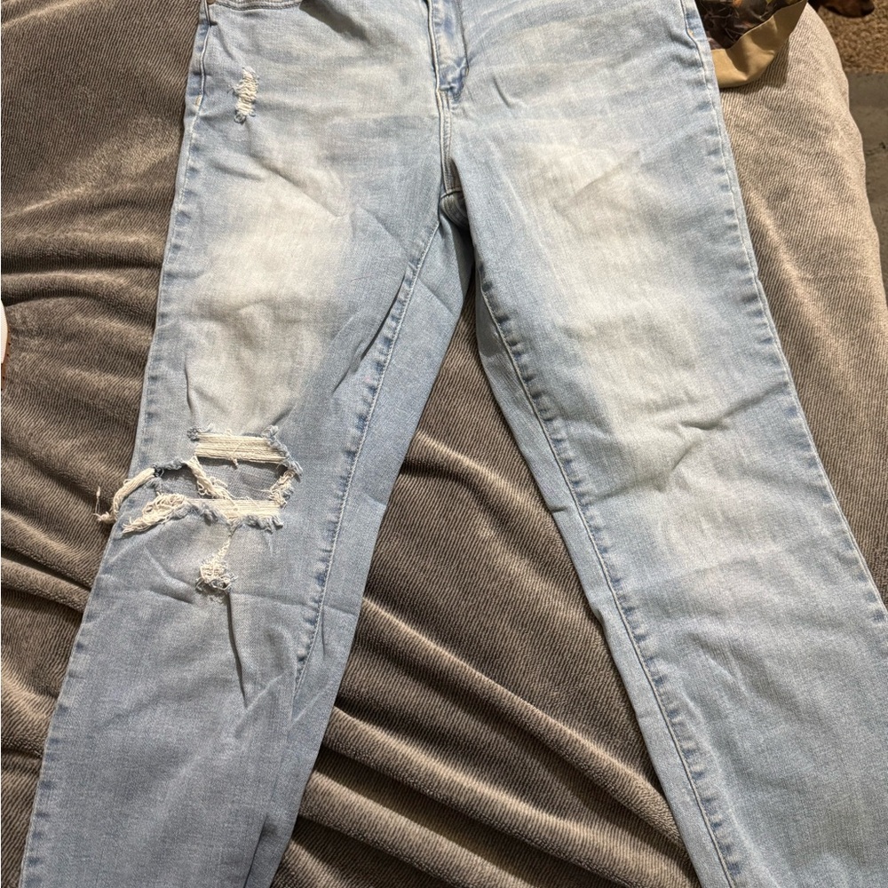Light Blue Judy Blue Distressed Women's Jeans